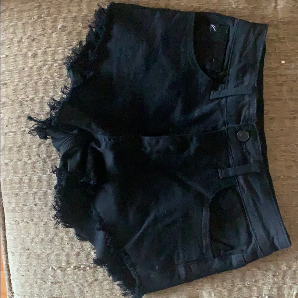 KANCAN SHORTS - Picture 1 of 3